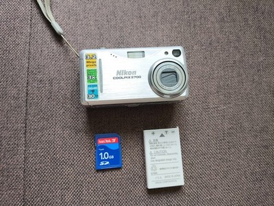 Nikon Cooplix 3700 Digicam, Retro Digital Camera Gut Zustand