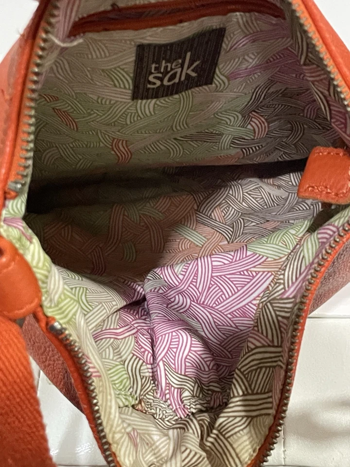 Bandolera de cuero The Sak Lucia 11x11 correa ajustable coral (naranja) Foto 4 de 4