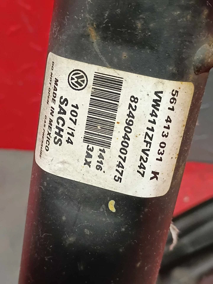 Volkswagen Passat LH 2012-2022 conductor suspensión delantera conjunto de rodilla ¡solo 32 k millas! Foto 4 de 4