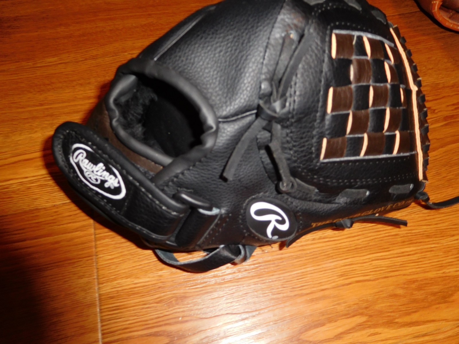 RAWLINGS PL1109BPU RH 11" Right Hand Throw RHT Baseball Glov