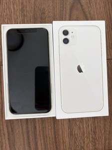 Apple iPhone 11 128GB, Weiß, ohne Simlock