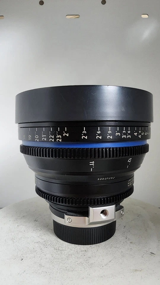 Lente ZEISS Compact Prime CP.2 25mm T/2.1 MF para Canon ef - Imagen 4 de 4