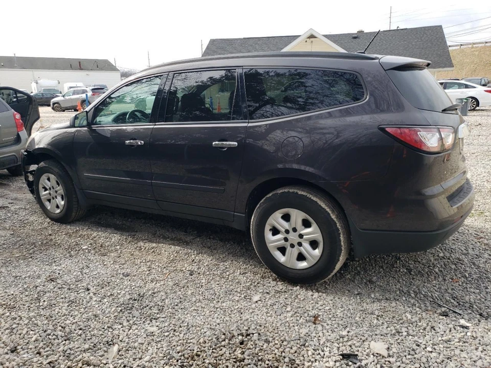 Alternador usado se adapta a: Chevrolet Traverse 2014 grado A Foto 2 de 4