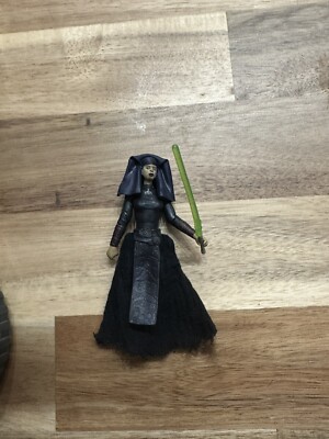 Hasbro Star Wars ROTS Jedi Master Luminara Unduli Action Figure 2004 Hasbro
