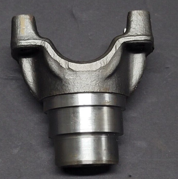 NEW 9" Ford Spicer Pinion Yoke 28 Spline 1350 Ujoint Nascar Racing eBay