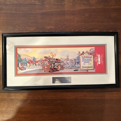 なぁ DISNEYLAND COMMEMORATIVE PASSPORT Disneyland ToonTown Commemorative Passport, Framed 1993 Mint