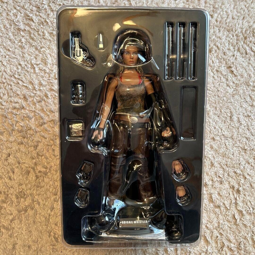 Hot Toys MMS128 1/6 Scale Blade Trinity Abigail Whistler Hot Toys MMS128 1/6 Scale Blade Trinity Abigail Whistler