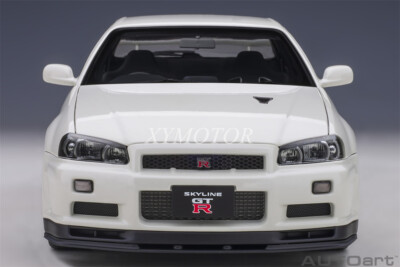 AUTOart 1:18 Nissan Skyline GT-R R34 V-spec II Diecast Model Car