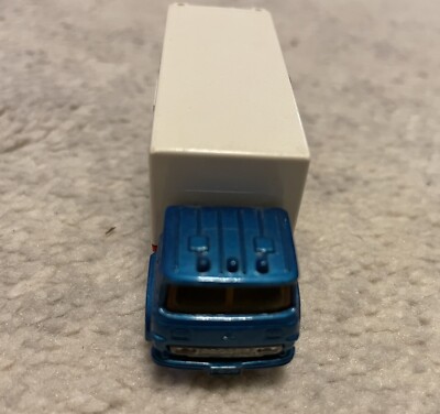 Vintage 1970s Tomica NO.7 FUSO Truck Series 1/127 Tokyo Osaka Fish