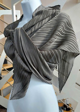 *****Miyake Pleats Please original, New grey stole, label, unisex, m.153x75