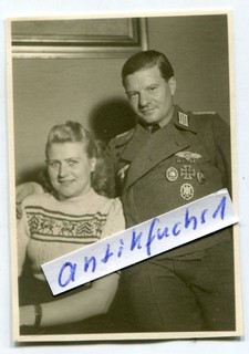Foto : Sturmgeschütz Offizier mit NKS und ASA der Invasionsfront 1944