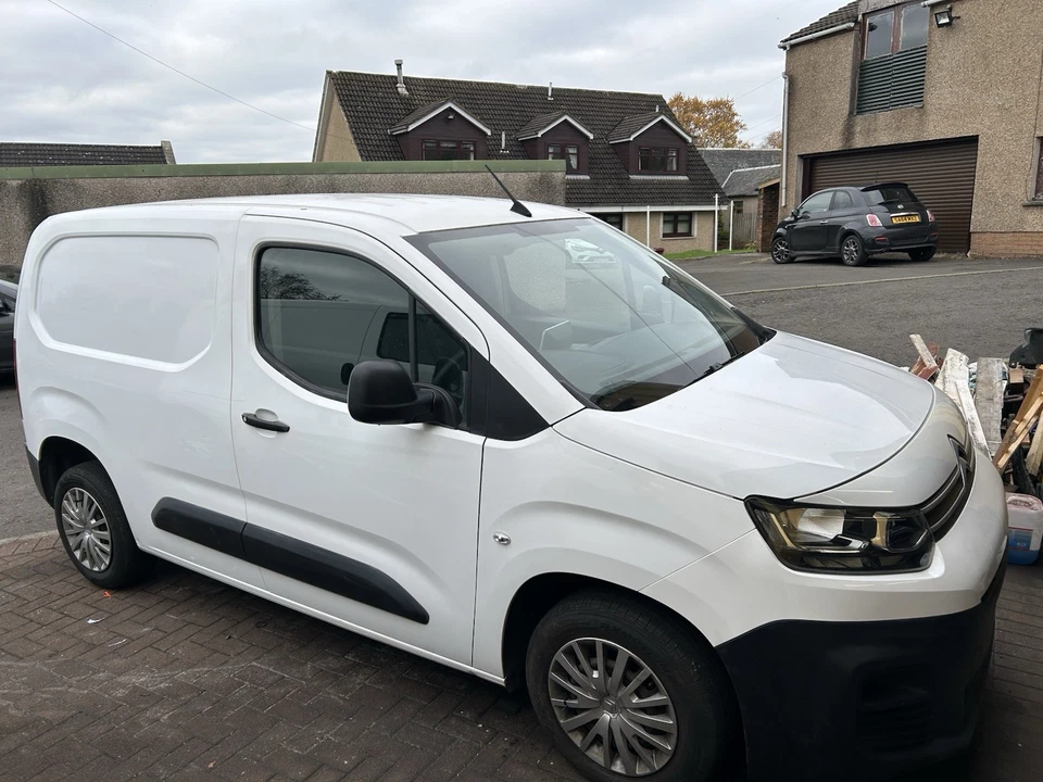 Citreon Berlingo Spares Or Repair - Image 4 of 4