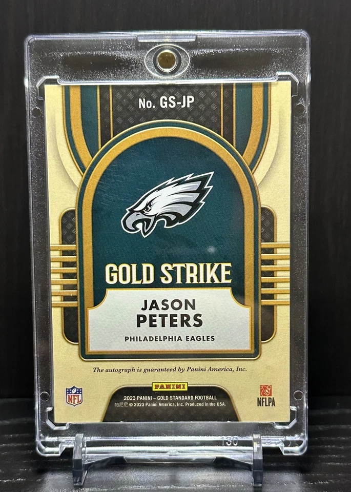 Autógrafo Gold Standard Jason Peters Gold Strike 2023 automático/99 Philly Eagles Foto 2 de 3