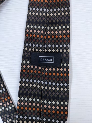 Haggar 100% Silk necktie diamond shape pattern classic shape - Picture 2 of 6