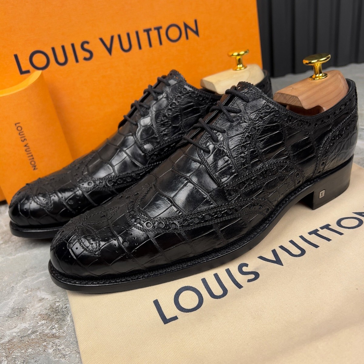 RARE Louis Vuitton Derby Wingtip Alligator Crocodile Leather 7 LV