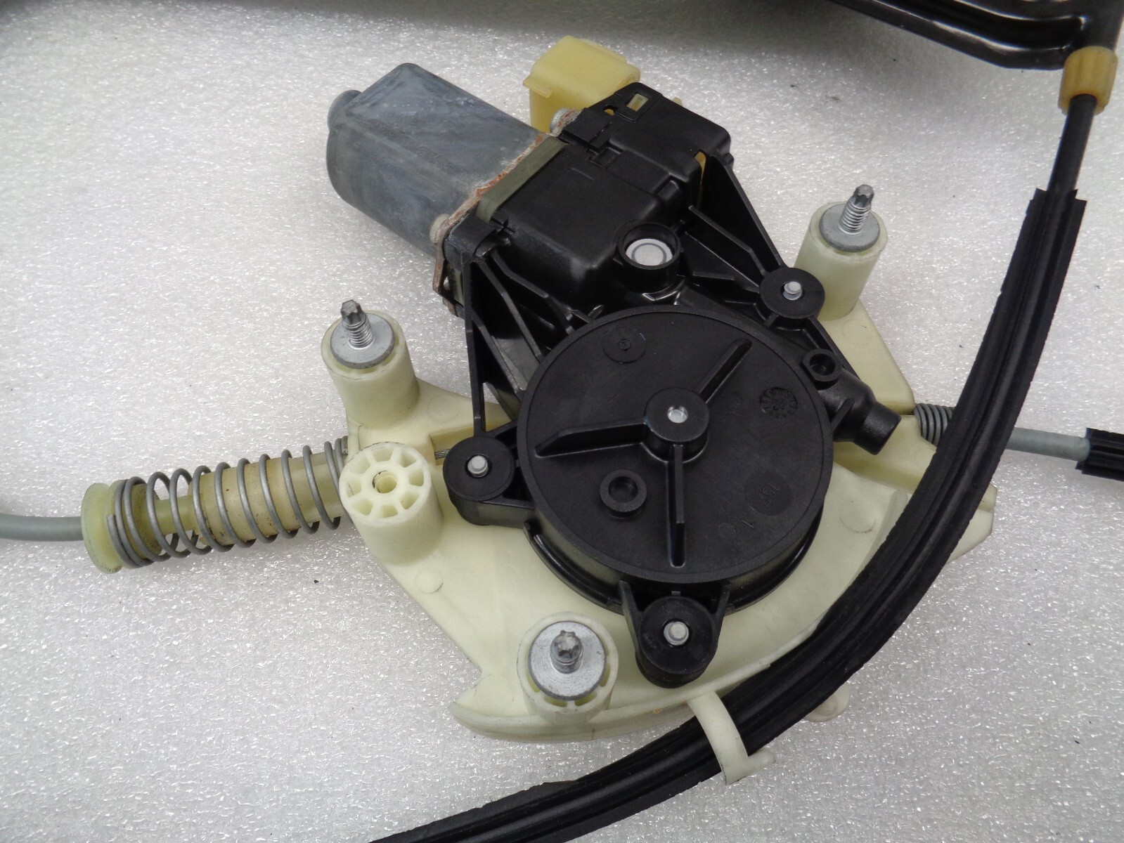 14-17 Maserati Ghibli Rear Right Passenger Window Regulator Motor OEM AK240215