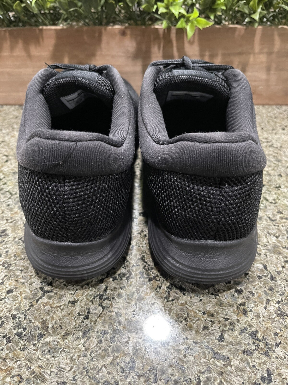 nike revolution 4 women's white