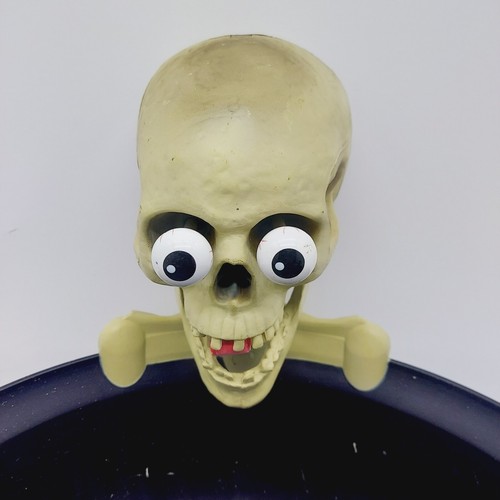 Animated Talking Skull Skeleton Halloween Candy Large Bowl Motion Activated Box - Picture 5 of 6