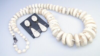 Running Bear Signed White Turquoise Earrings & Chunky Bead Necklace Lot