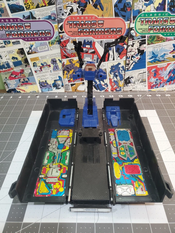 Vintage 1992 Transformers G2 Optimus Prime Trailer Only (INCOMPLETE PARTS ONLY) - Image 3 of 4