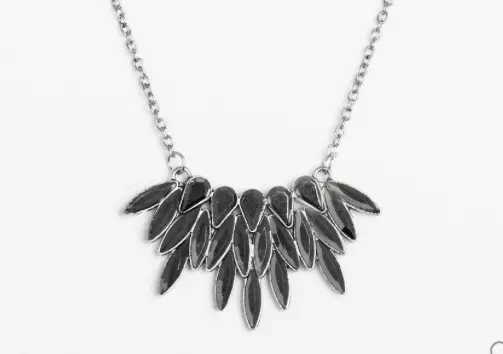 Paparazzi Necklace Crowning Moment Silver eBay