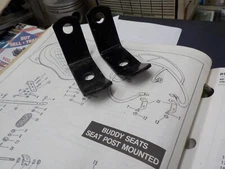 Pan Head Seat Spring Bracket, 52586-68