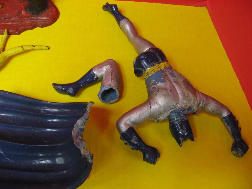 1965 AURORA BATMAN #467 MODEL KIT / RE-BUILDER KIT - Image 2 of 3