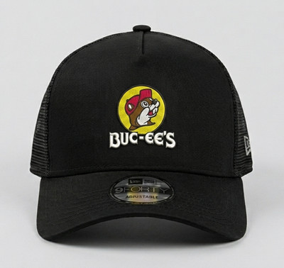 Black mesh-back baseball cap with embroidered BUC-EE'S logo   Adjustable size