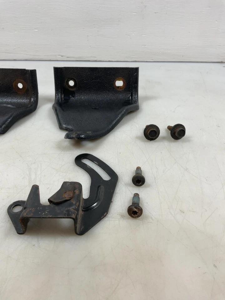 Soportes de montaje de asiento trasero Jeep TJ Wrangler 1997 1998 1999 2000 2001 2002 47551 Foto 3 de 4