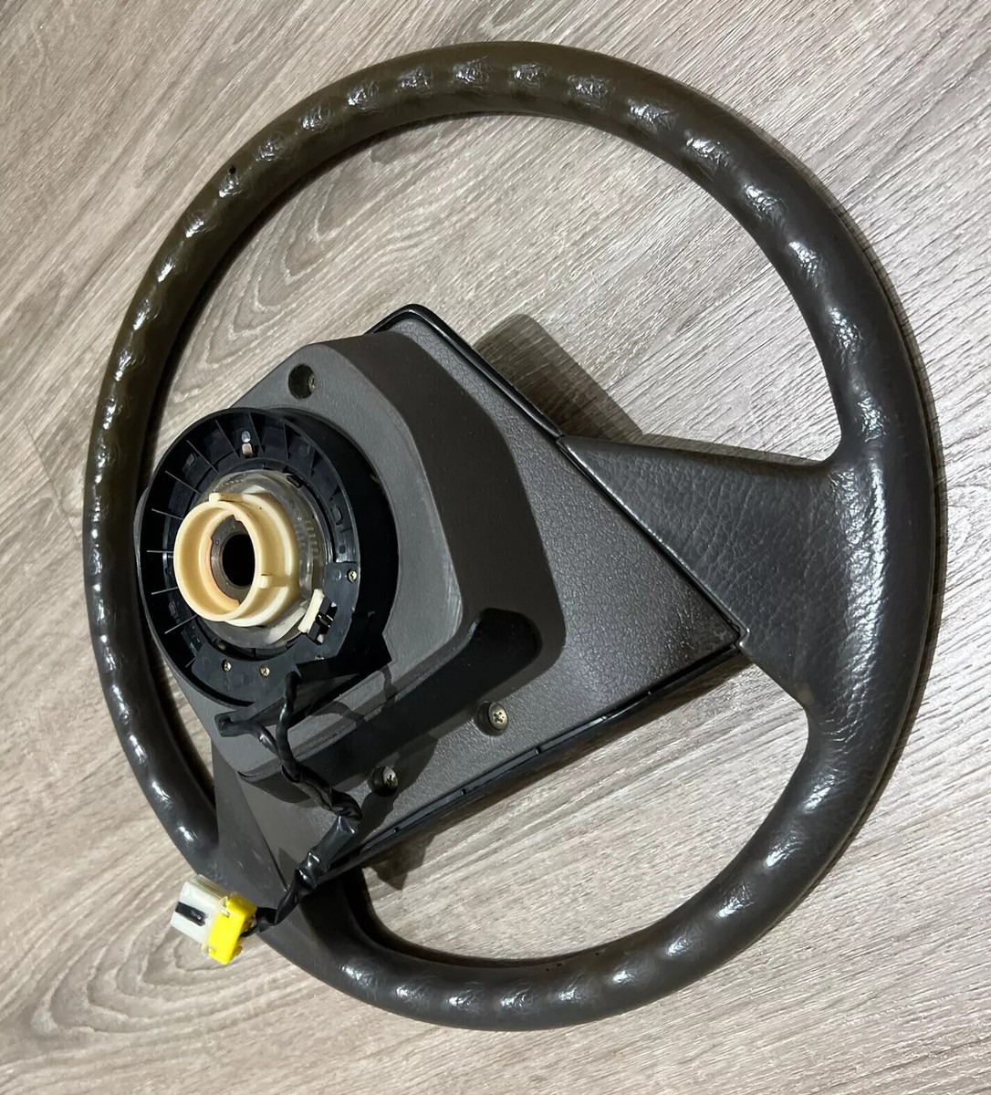 ちゅん Rear wheel cush drive hub sprocket 1984 1985 1986 Kawasaki