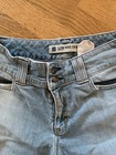 Women's Gap Low Rise Distressed Crop Jeans Size 8 — photo 4