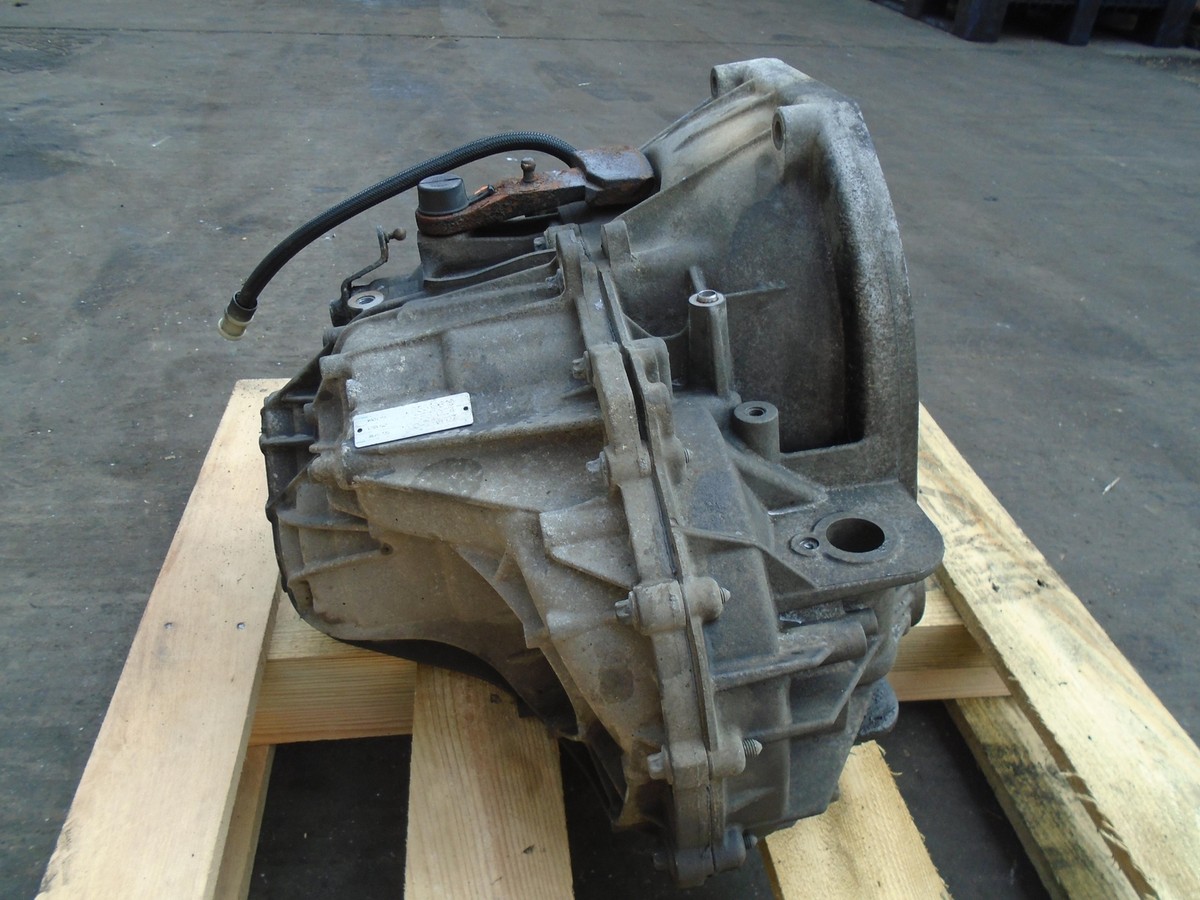 Vauxhall Vivaro A 2012 2.0 Diesel PF6-024 6 Speed Manual Gearbox 