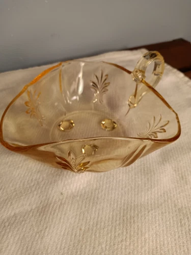 Vintage Yellow Depression Glass Triangular Sauce Nappy Bowl, Handle, 3 Toed