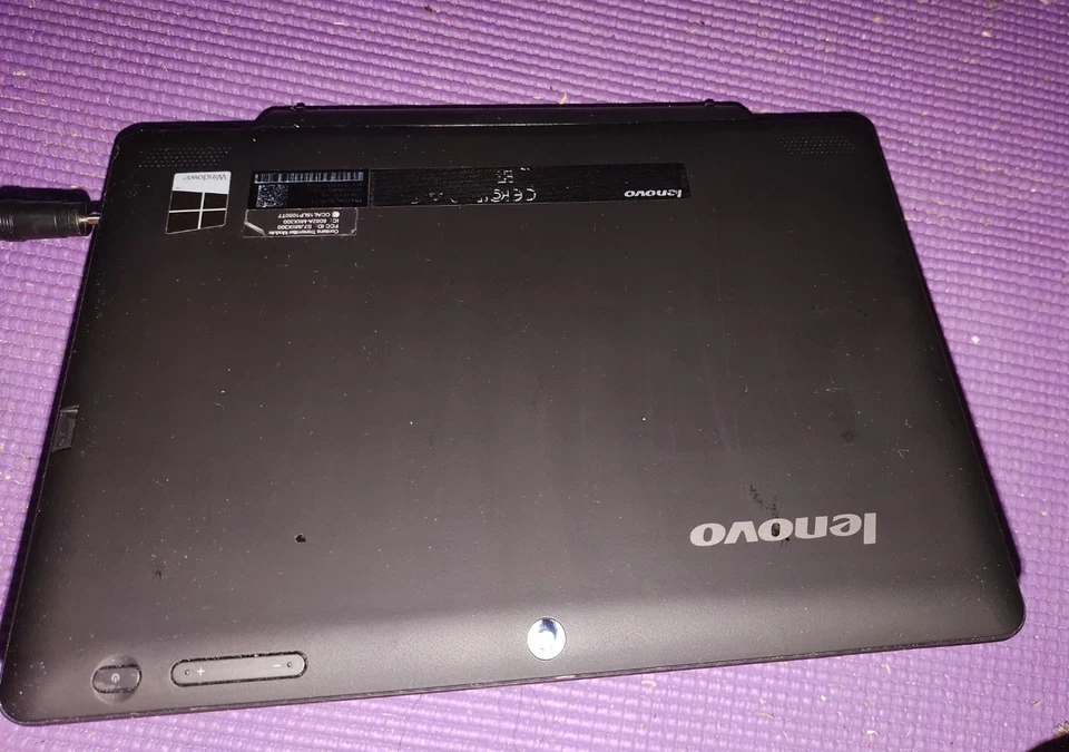 Portátil Lenovo IdeaPad 80NR S7JMiix 300, 10,1" 2 en 1, RAM y disco duro desconocidos Foto 2 de 4