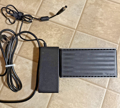 Targus USB-C Universal DV4K Docking Station with Power (DOCK180USZ)