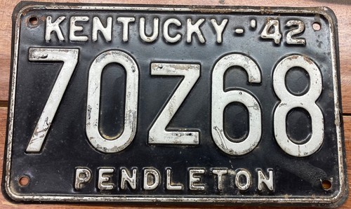 NICE, ORIGINAL 1942 PENDLETON, COUNTY KENTUCKY LICENSE PLATE, 70 Z 68
