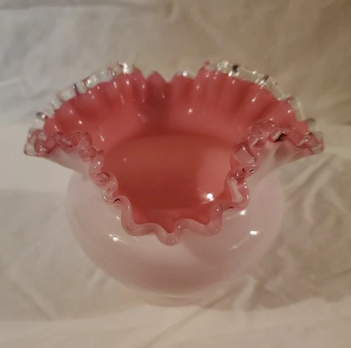 Vintage Unmarked pink Ruffled Rim Milk Glass Vase , 4" Tall, Nice
