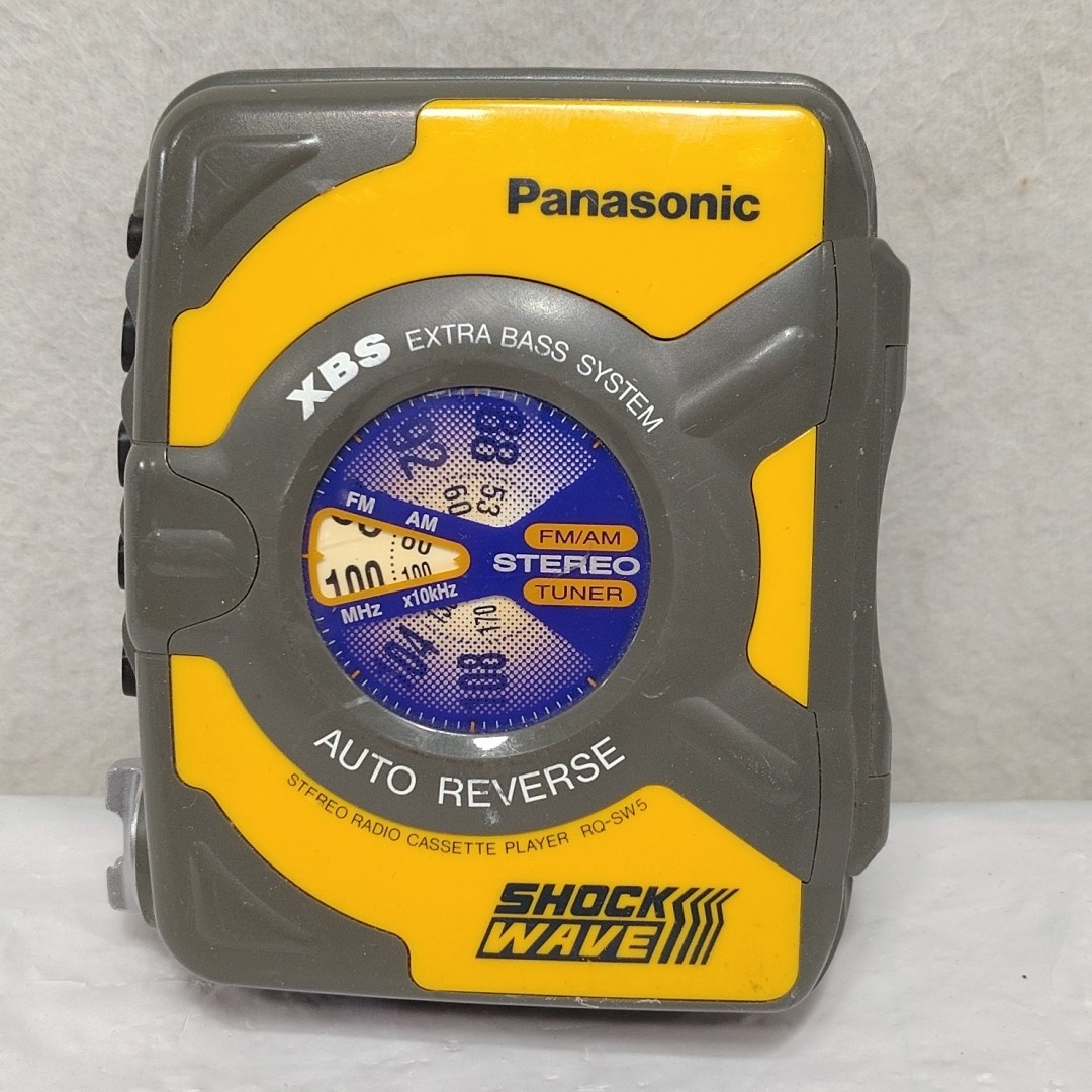 【動作品】Panasonic SHOCKWAVE RQ-SW5 Panasonic RQ-SW5 AM/FM Cassette Player Shockwave Auto Reverse Vtg