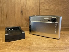 *Near Mint++* Sony Cyber-Shot DSC-T5 Digital Camera Carl Zeiss Vario Tessar Lens
