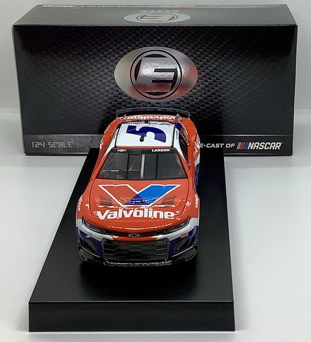 2025 1/24 #5 Kyle Larson “Valvoline” ELITE Chevrolet 1 of 218 Same Day Shipping - Picture 3 of 7