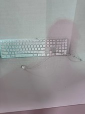 Apple A1243 USB Wired Standard Keypad - White new in plastic wrap