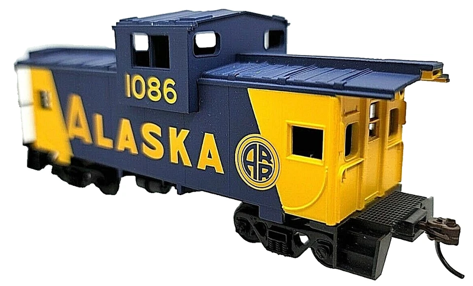 HO Walthers Trainline Alaska RR Caboose #1086 LNIB - Image 3 of 4