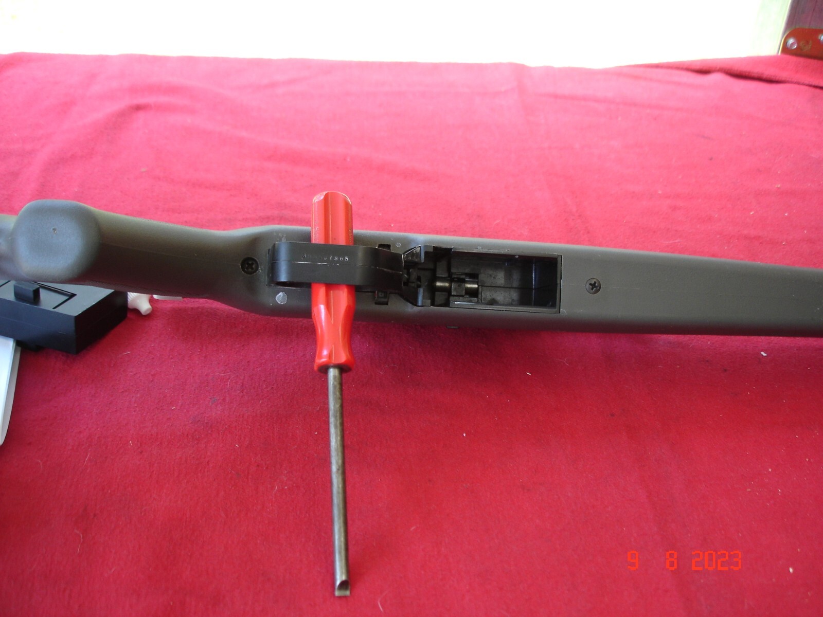 Crosman 1077, 12 Shot Repeater CO2 177 PELLET Air Rifle WORKING!! VERY