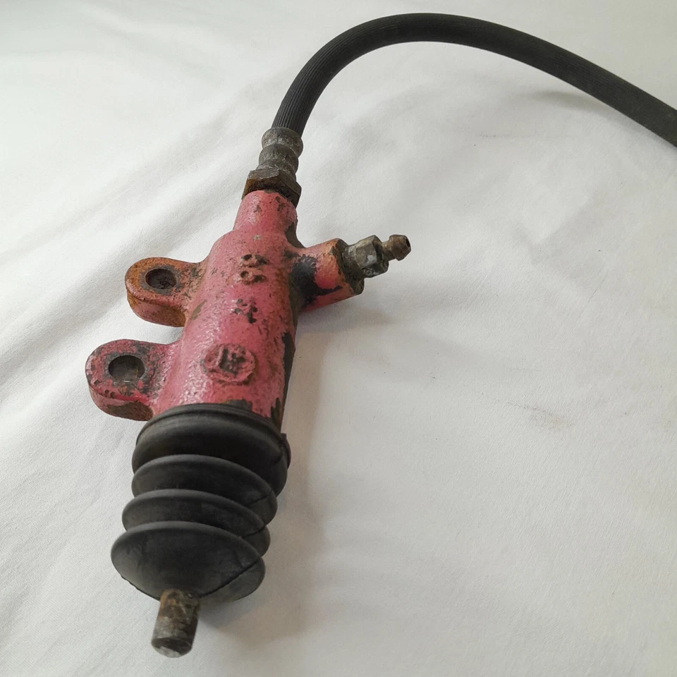 Cilindro esclavo embrague Toyota Celica Supra MK2 OEM 1982-1985 Foto 4 de 4