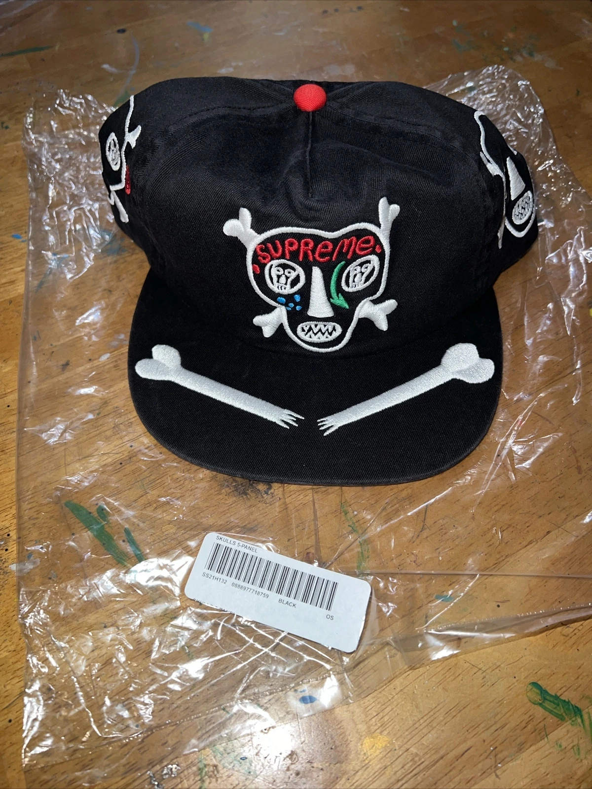Chapeau 5 panneaux Supreme Skulls / noir / sangle réglable (SS21H132)