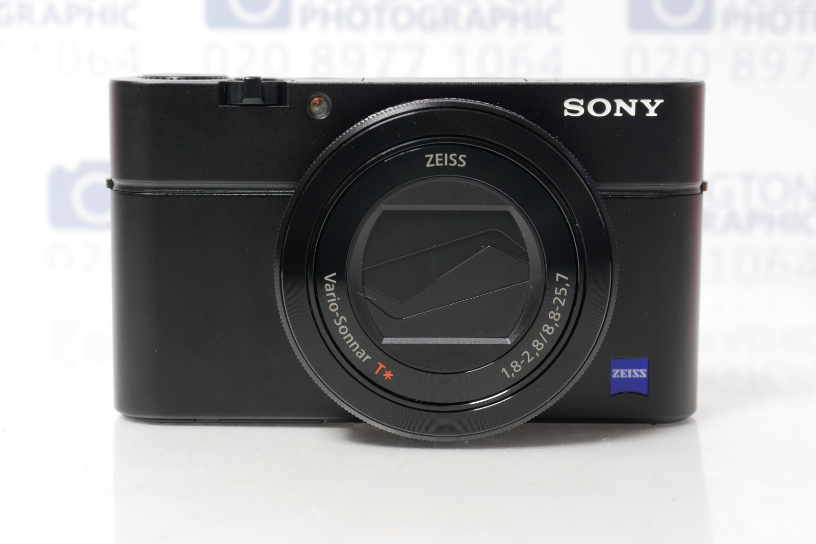 Sony Cyber-shot DSC-RX100 III, Black 20.1MP - Compact Digital Camera - Boxed