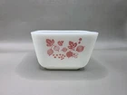Vtg Pyrex Pink Gooseberry 1.5 Pint 0501 Refrigerator Dish No Lid 1950s USA