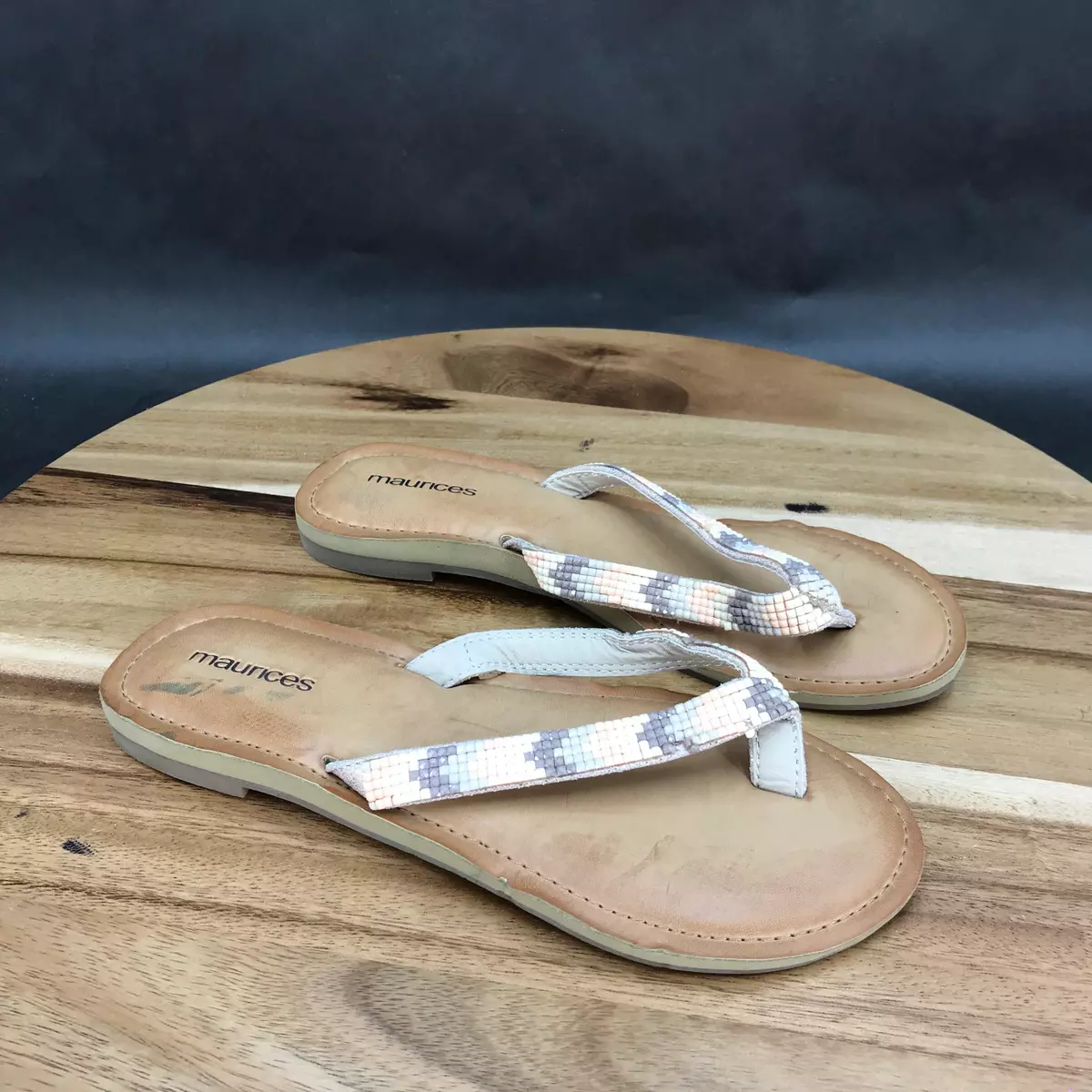 Maurices flip hotsell flops