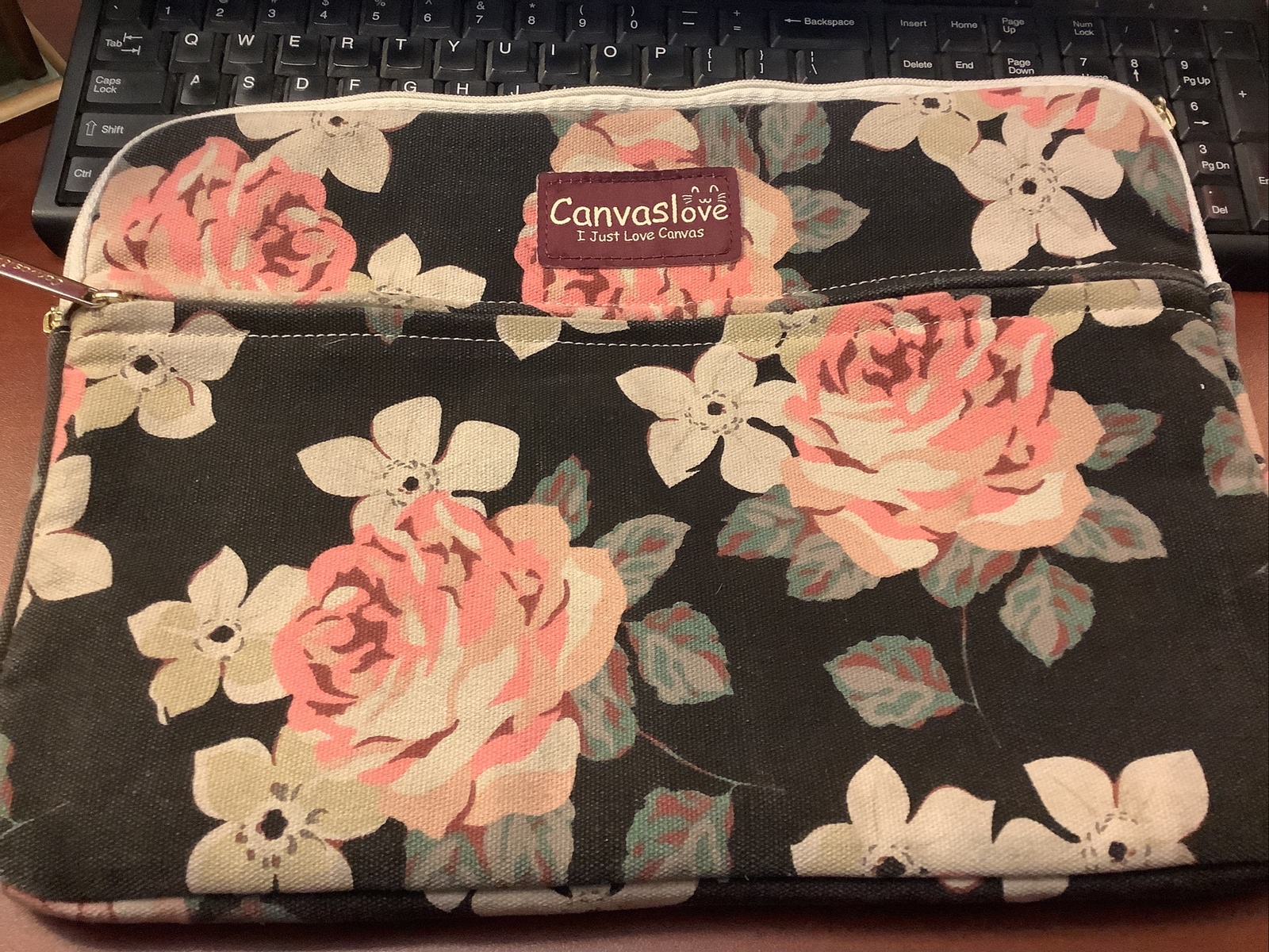 Canvaslove~&rdquo;I Just Love Canvas&rdquo; Slogan~Laptop Bag~Large 