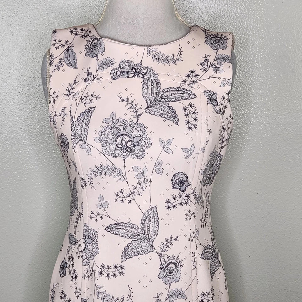 Vestido Tommy Hilfiger Bebé Rosa Floral Buceo Sin Mangas Hasta la Rodilla Talla 10 Foto 3 de 4